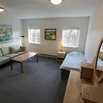 Avalonbnb Bed & Breakfast 2*