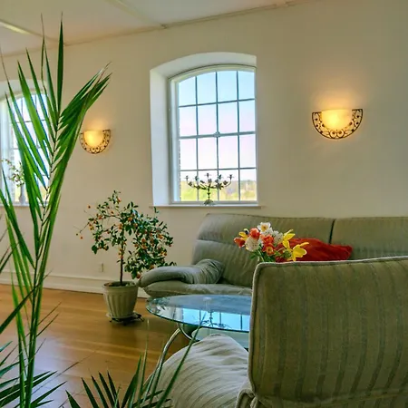 Oda ve Kahvaltı Avalonbnb 2*