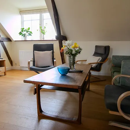 Avalonbnb Oda ve Kahvaltı
