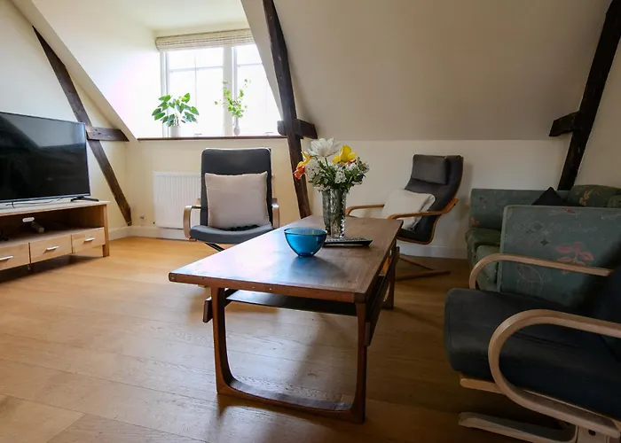 Avalonbnb Bed & Breakfast