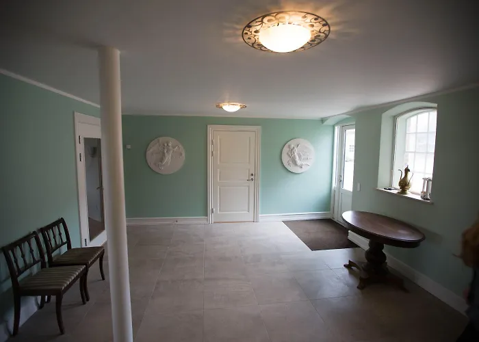 Bed & Breakfast Avalonbnb 2*